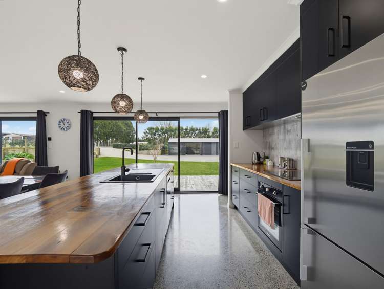 169 Busby Road_3