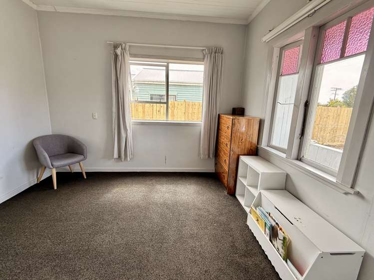 63 Elles Road Otautau_18