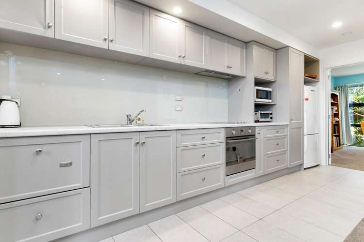 16 Saracen Avenue Northwood_2