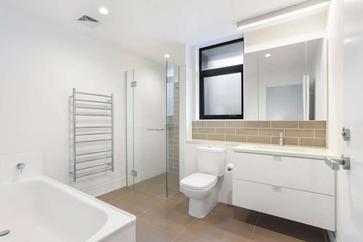 6 Isitt Road Hobsonville_11