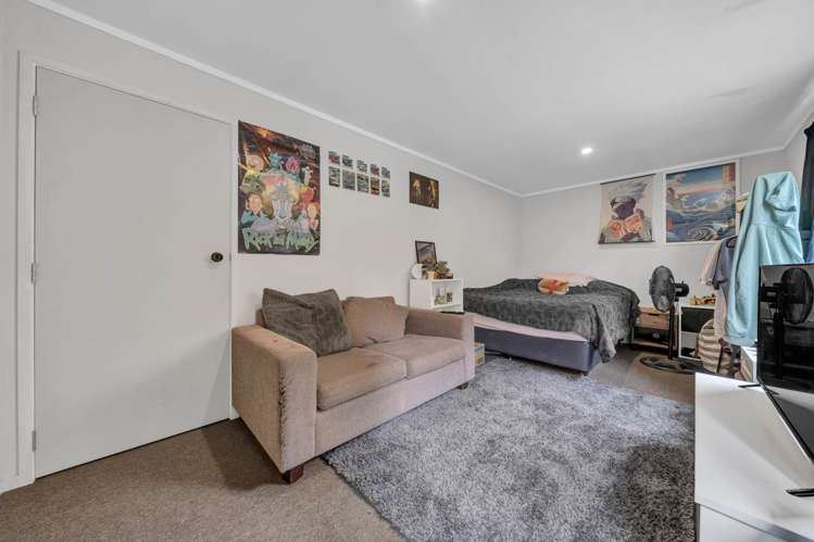 48 Fitzherbert Avenue West Harbour_12