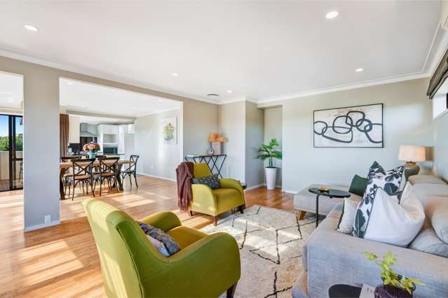 24 Halldene Terrace Red Beach_4