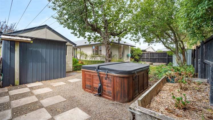 47 Teesdale Street Burnside_15