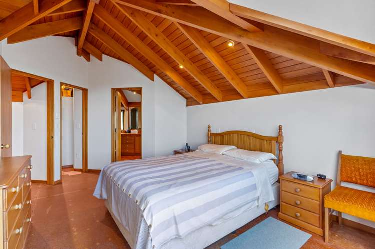 1/62 Beach Road Castor Bay_15