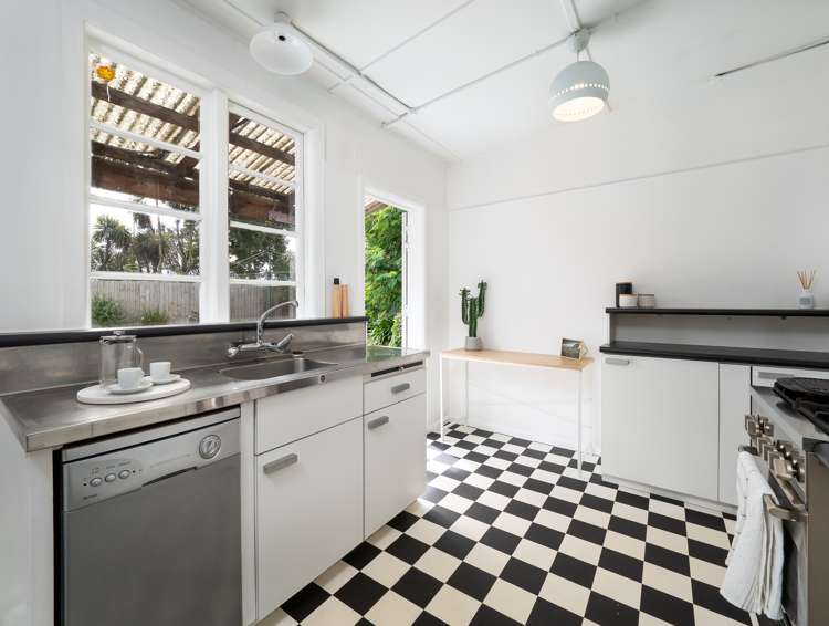 29 Hutcheson Street Sydenham_6
