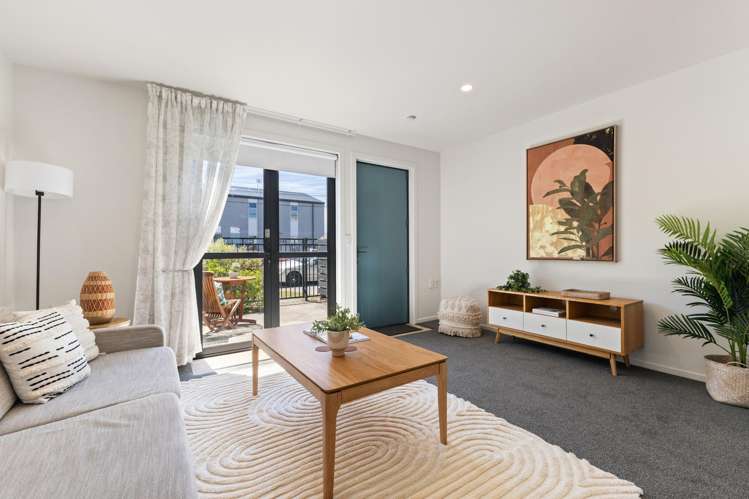 13/14 Buffon Street Waltham_5