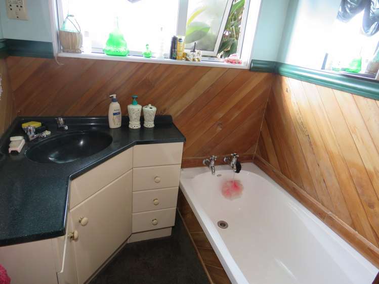 33 Orowaiti Road Westport_7