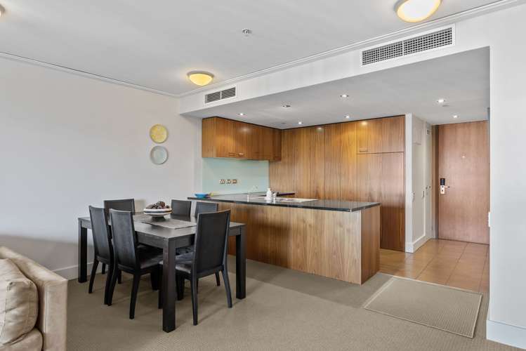 17d/12 Bolton Street Wellington Central_4