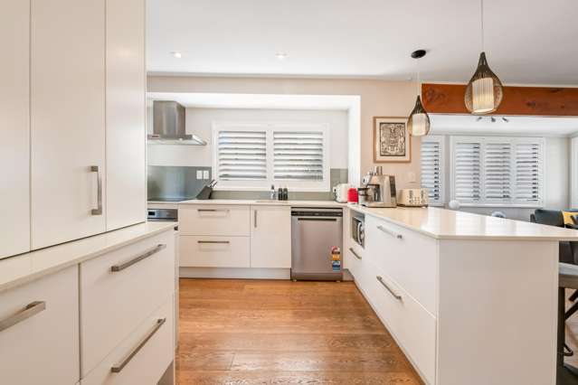 15 Leiden Place Totara Vale_4