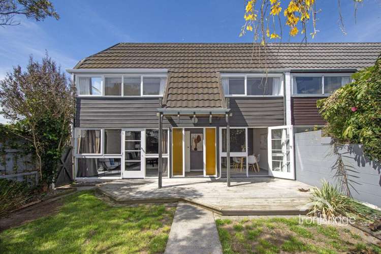 64 Reynolds Avenue_1