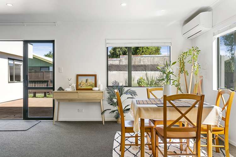 2/12 Laughton Street Taupo_8