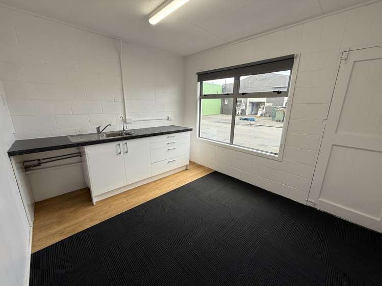 28 Broughton Street South South Dunedin_7