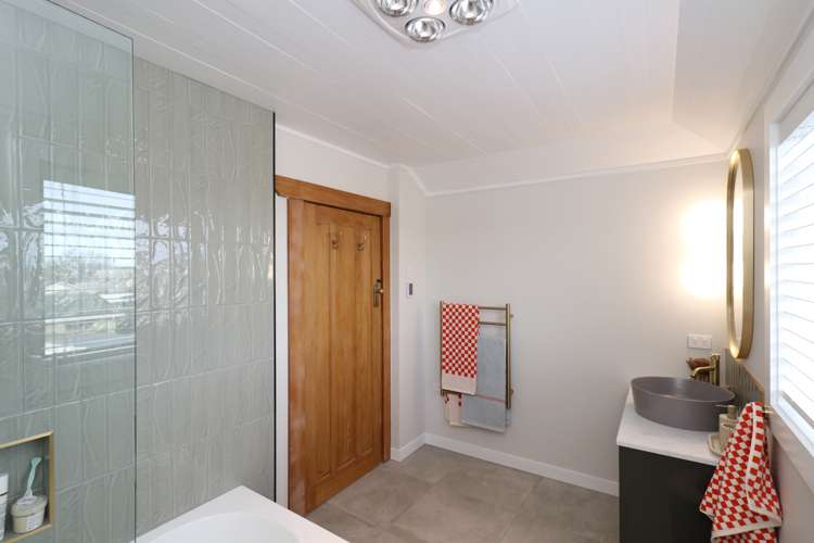 67 Antrim Street Windsor_26