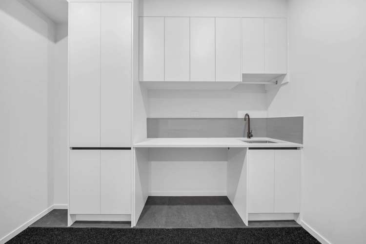 8 Gemstone Park Road Rosehill_25