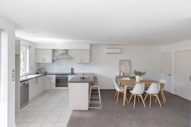 5/5 Yew Tree Lane Hillmorton_8