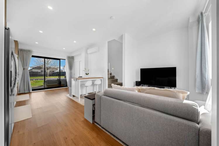 1/32 Sunlands Drive Manurewa_20