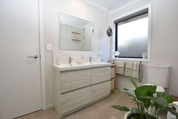 2 Hereford Drive Carterton_17