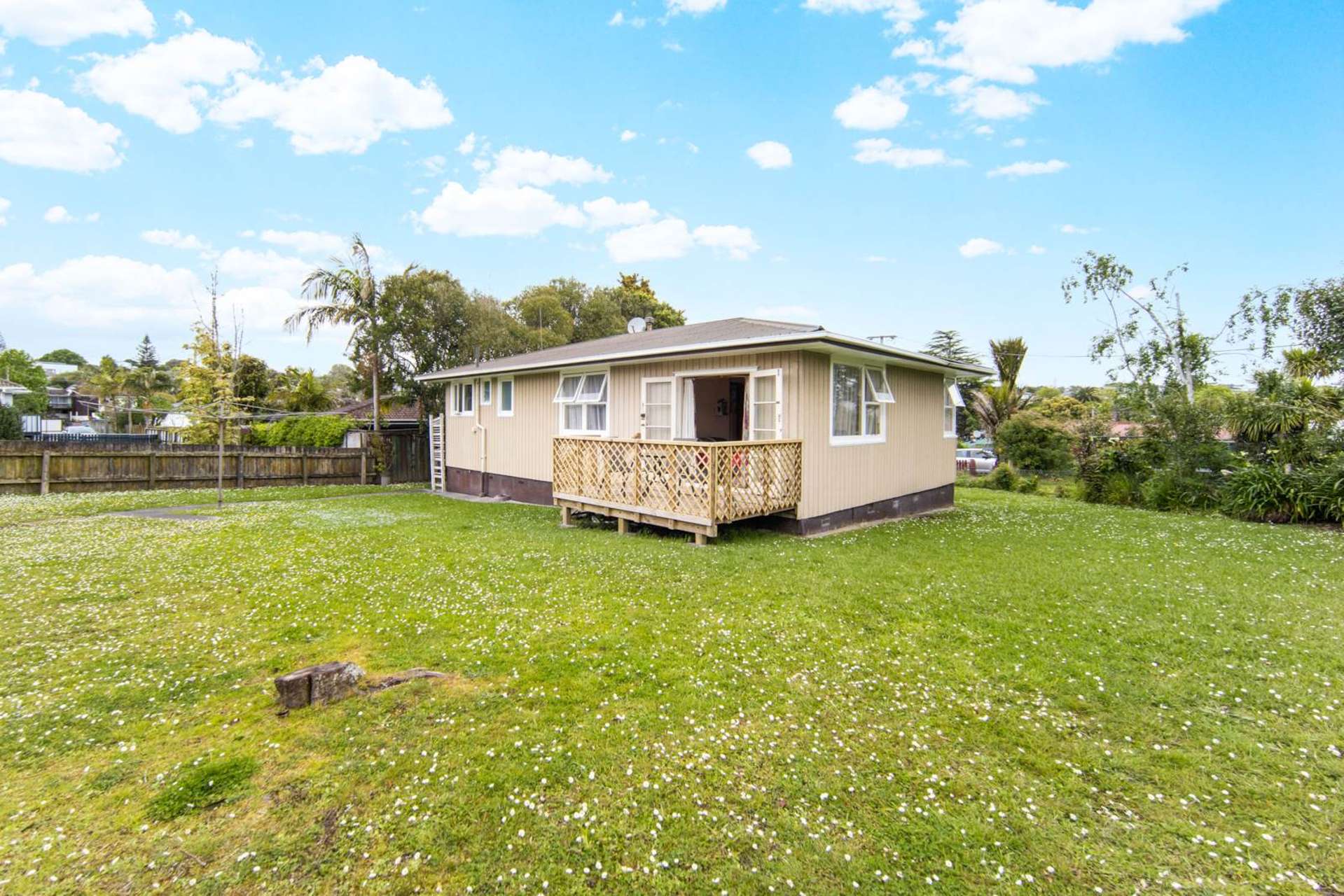 9A & 1/9A Ribblesdale Road Henderson_0
