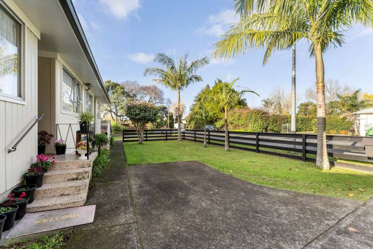 2/1 Sturges Road Henderson_9