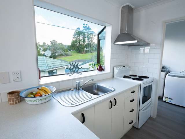 25 Loughanure Place Massey_4