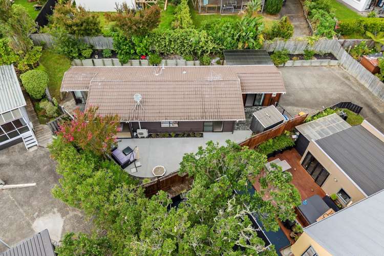 2/865 Beach Road Waiake_29