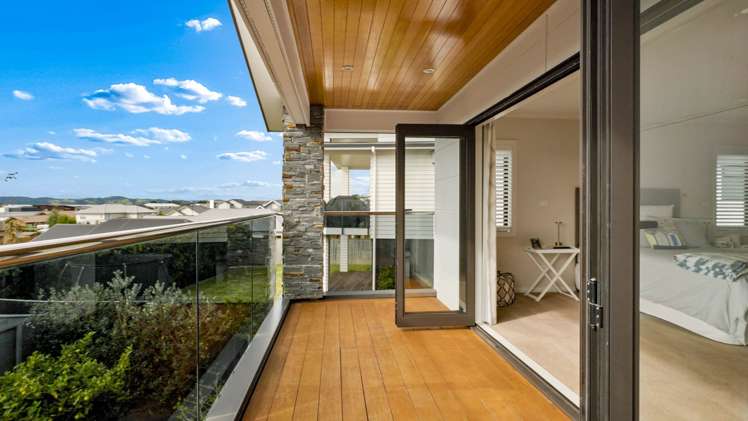 84 Intrepid Crescent Beachlands_16