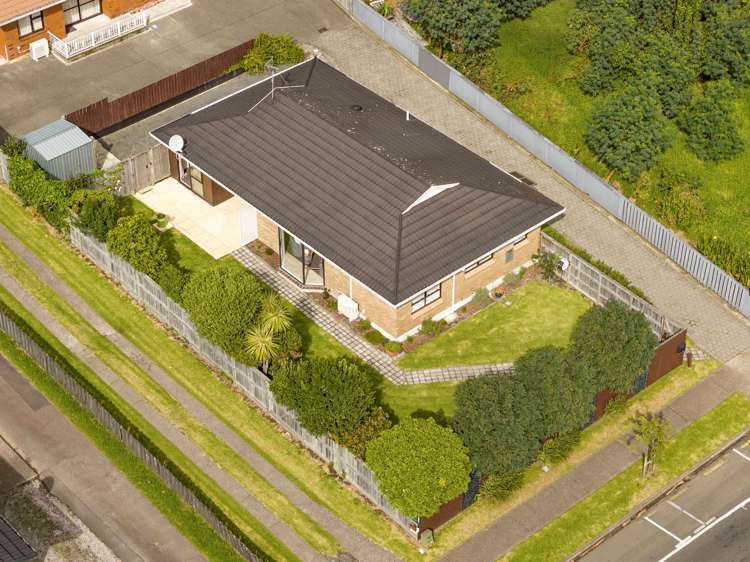 129 Maungatapu Road_2