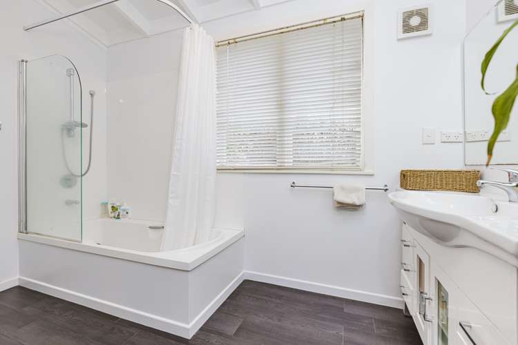 62a Wharf Road Clarks Beach_12