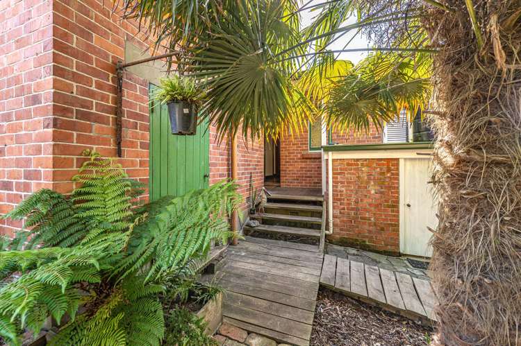 21 Putiki Drive Durie Hill_32