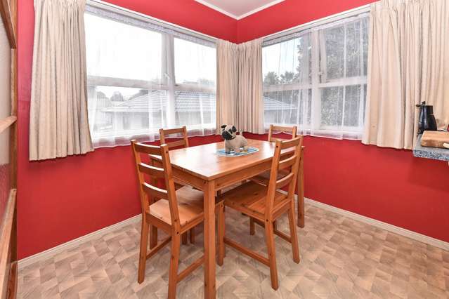 33 Rowandale Avenue Manurewa_2