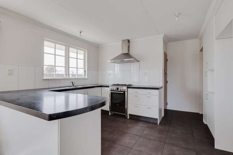 39 John F Kennedy Drive 10929_2