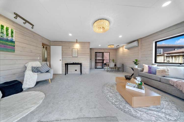 56 & 56A Glennandrew Drive_2