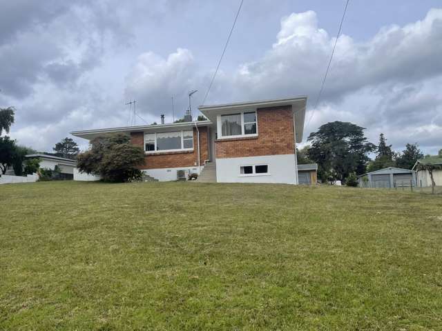 384 Welcome Bay Road 1185_1
