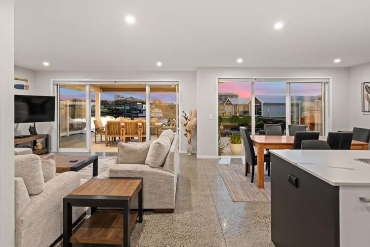 12 Waitemata Drive One Tree Point_8