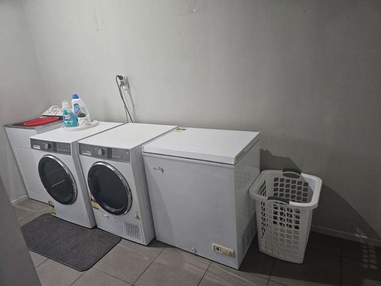 1b Cassino Crescent Onekawa_8