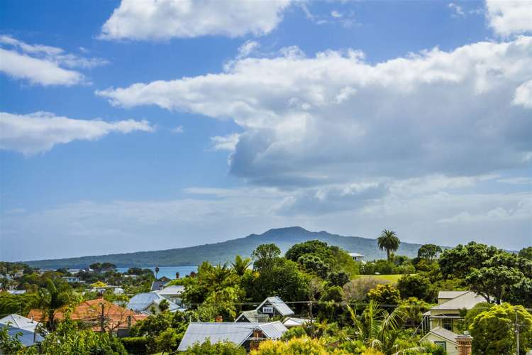 7/14a Albert Road Devonport_9