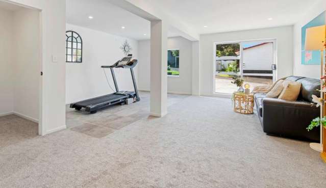 44 Gosford Drive Botany Downs_1