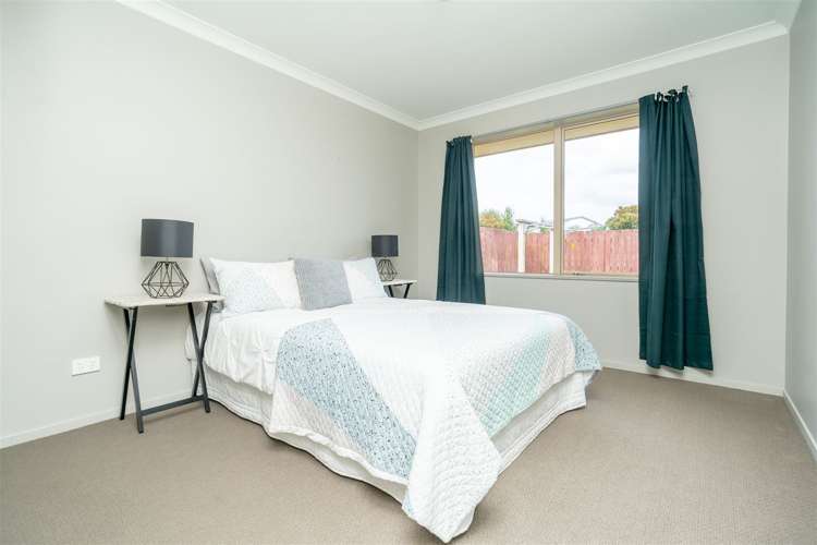 10 Alderwick Place Rototuna North_13