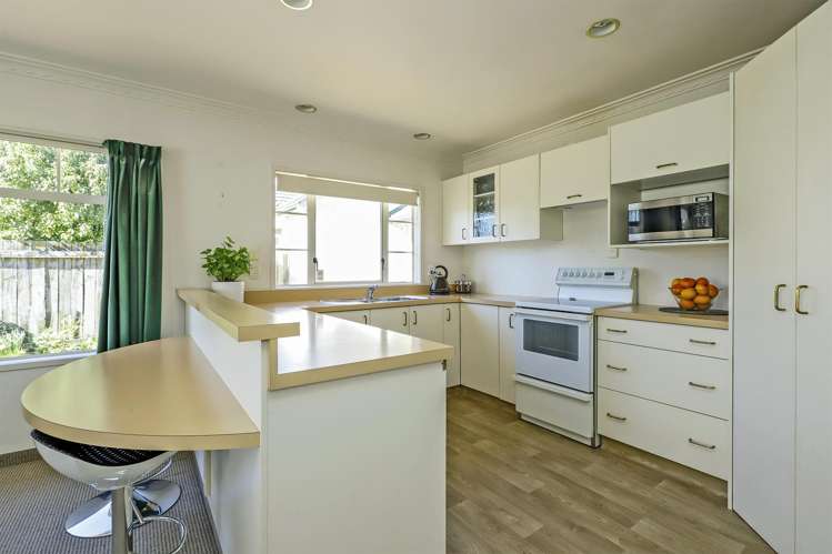 1b Knightsbridge Place Taradale_4