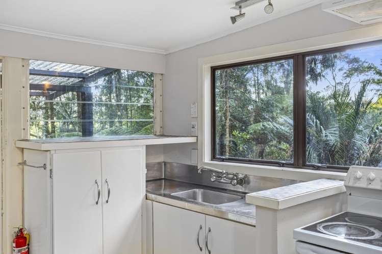 43 Kauri Loop Road Oratia_11