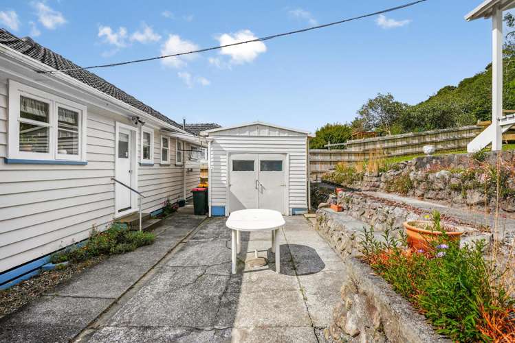 12 Dover Road Wainuiomata_13