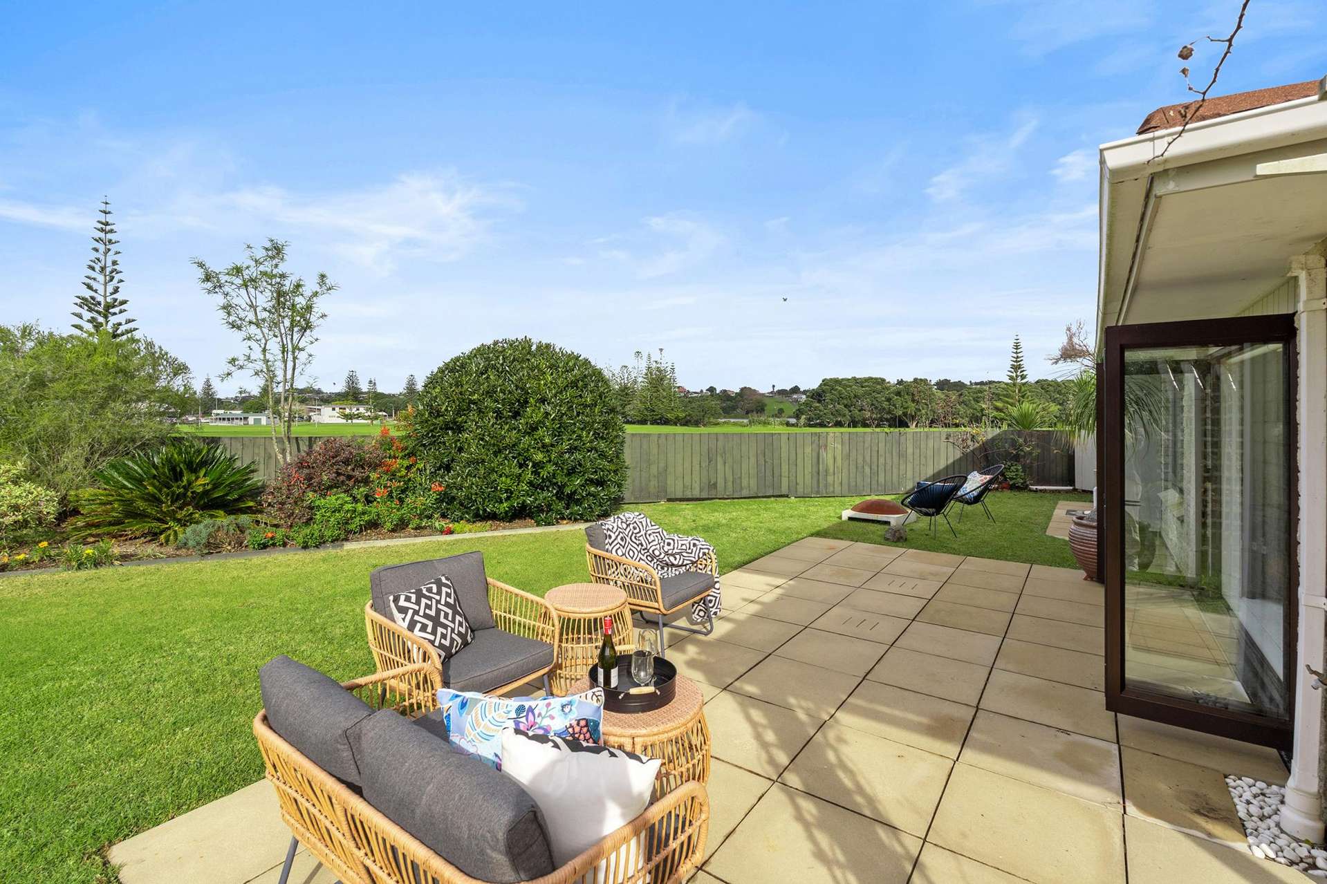 2 Edgewater Grove Orewa_0