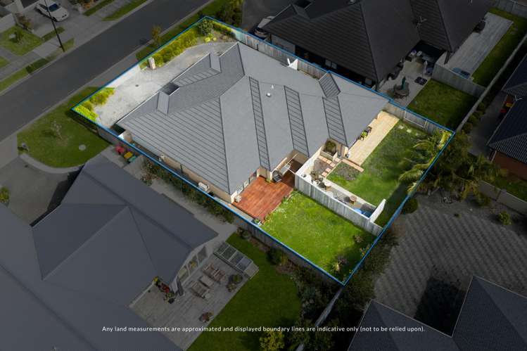 13 Leebank Crescent Riverhead_3