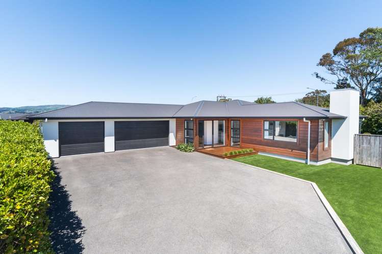 19 Coutts Way_0