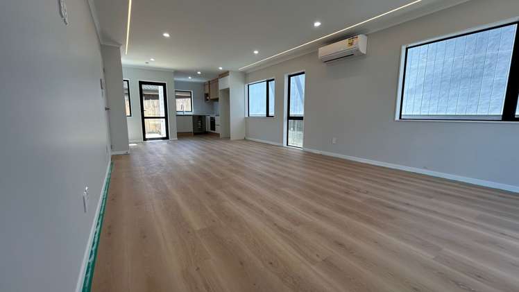 b/85 Sandspit Road Manukau_9