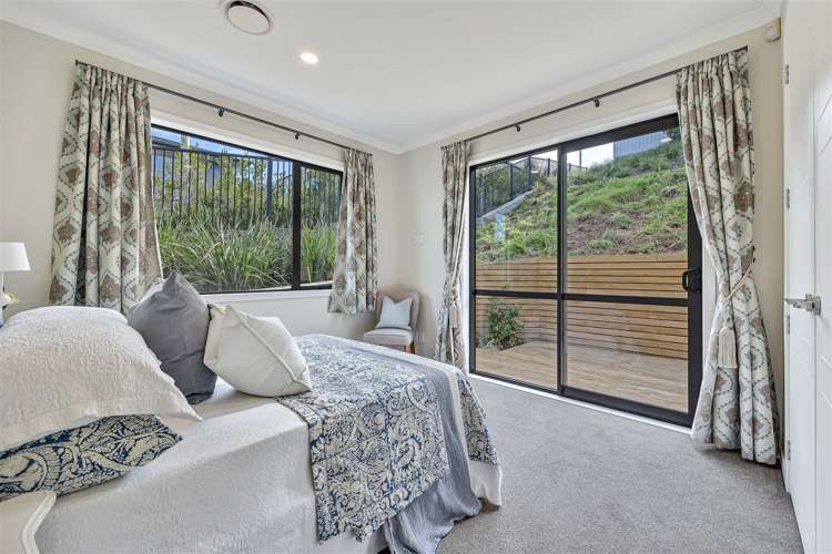 33 Remuremu Street Long Bay_31