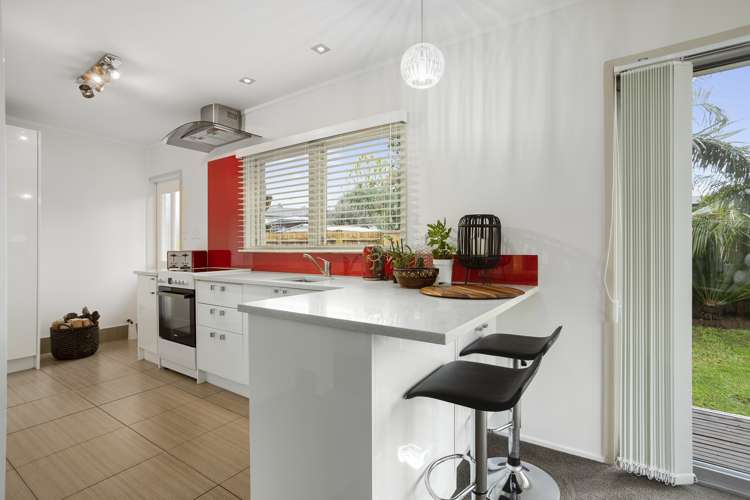 2/15 Riverview Road Panmure_8