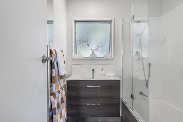 1/14 Tawa Street Hilltop_13