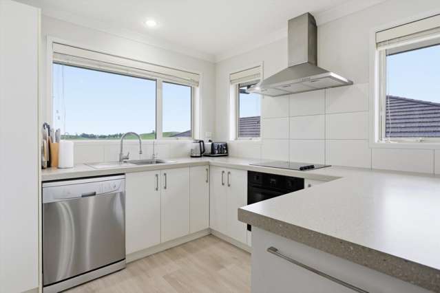 298 Ballintoy Park Drive Welcome Bay_1