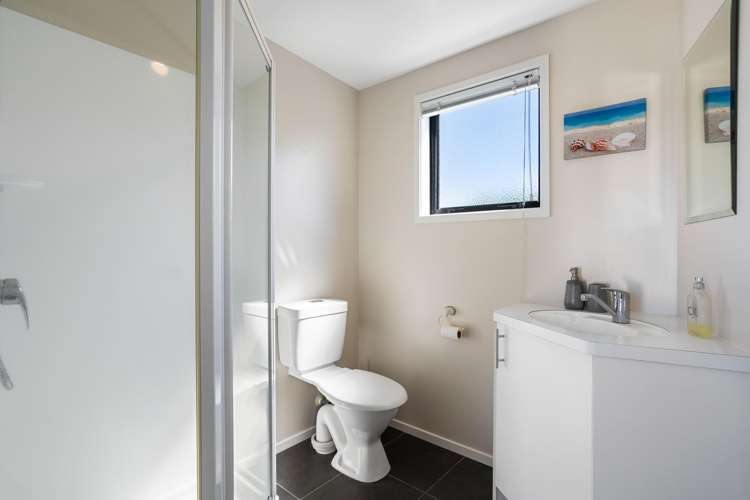 18 Bowentown Boulevard Bowentown_23